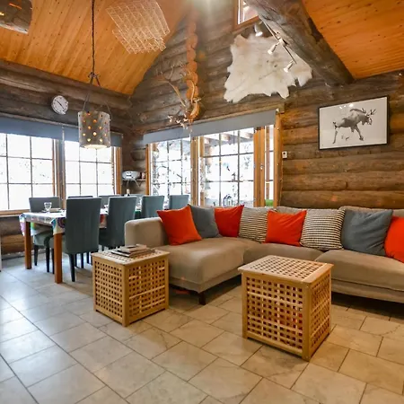 Yllaeshilla Akaslompolo